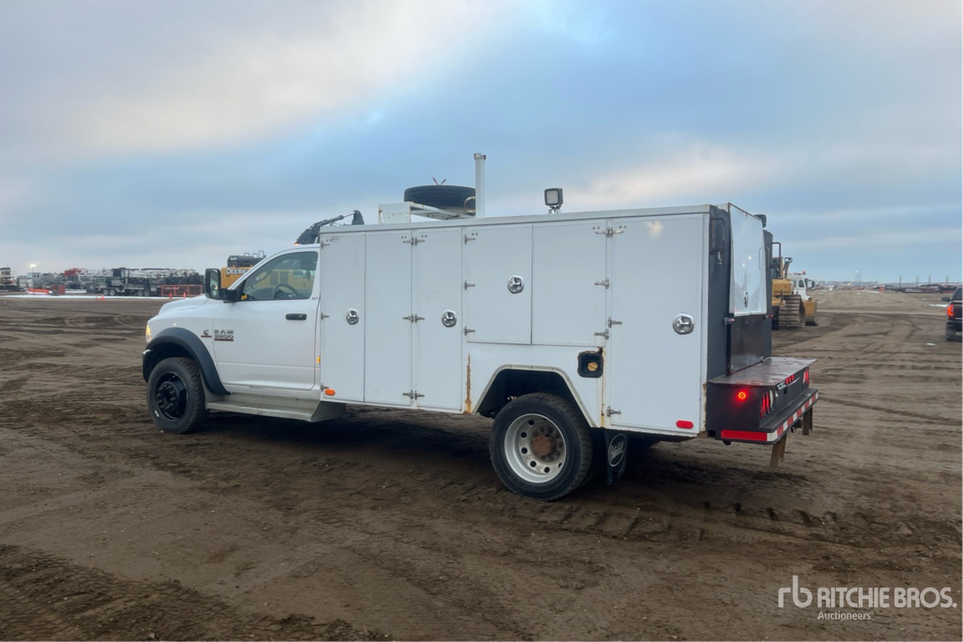 General Appearance with Picture, Left Rear Corner