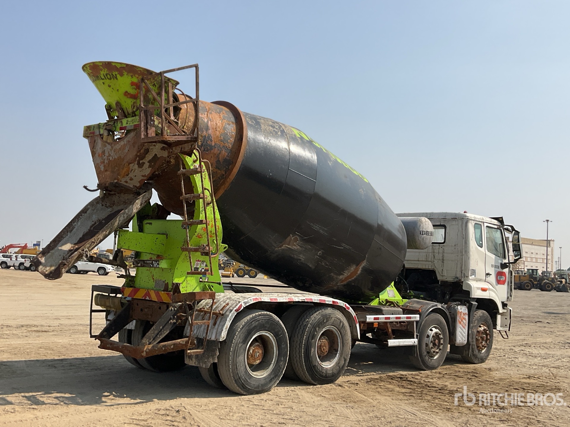 General Appearance with Bild, Ecke hinten rechts