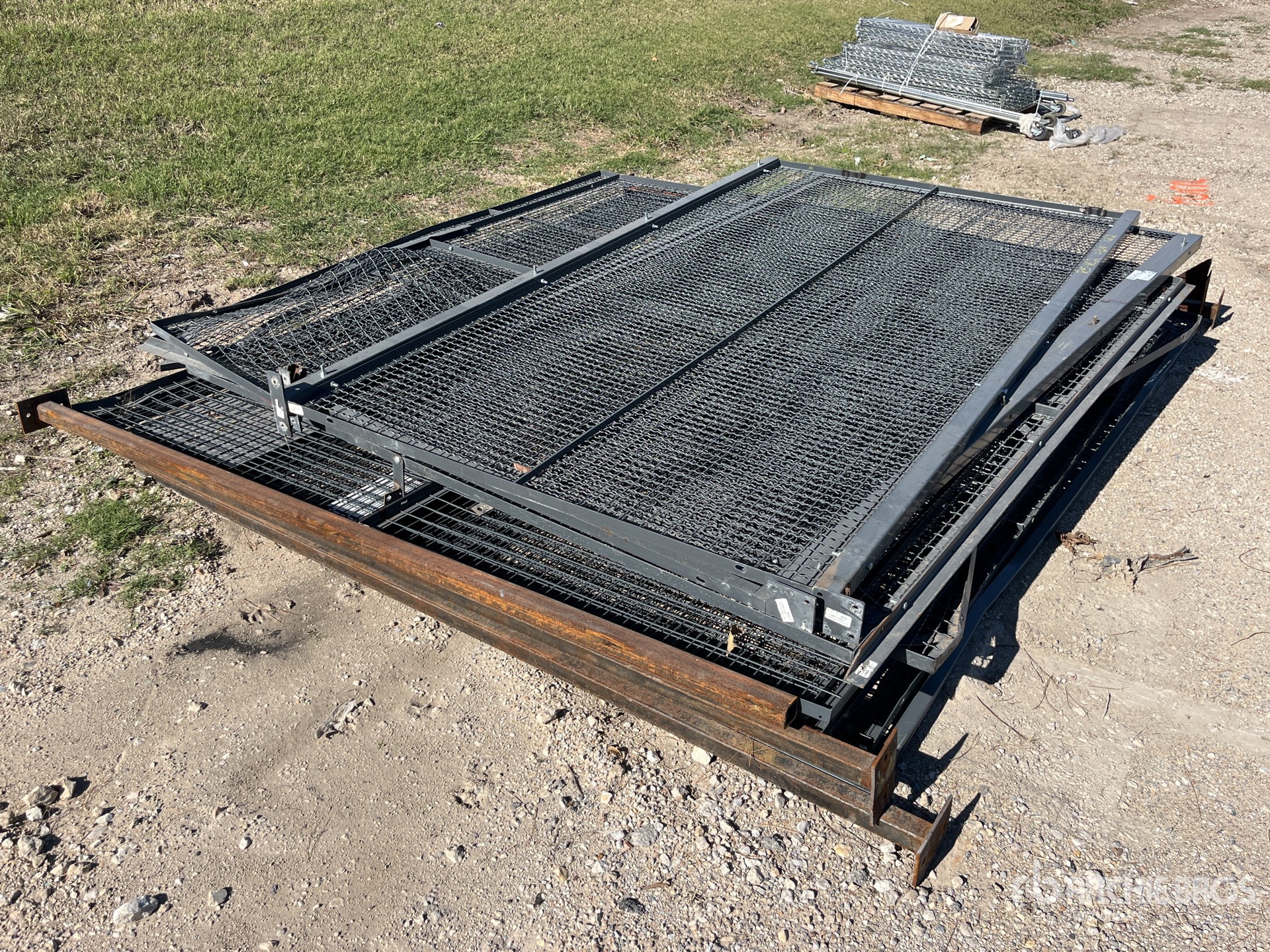 Aspect général with Image, coin avant droit