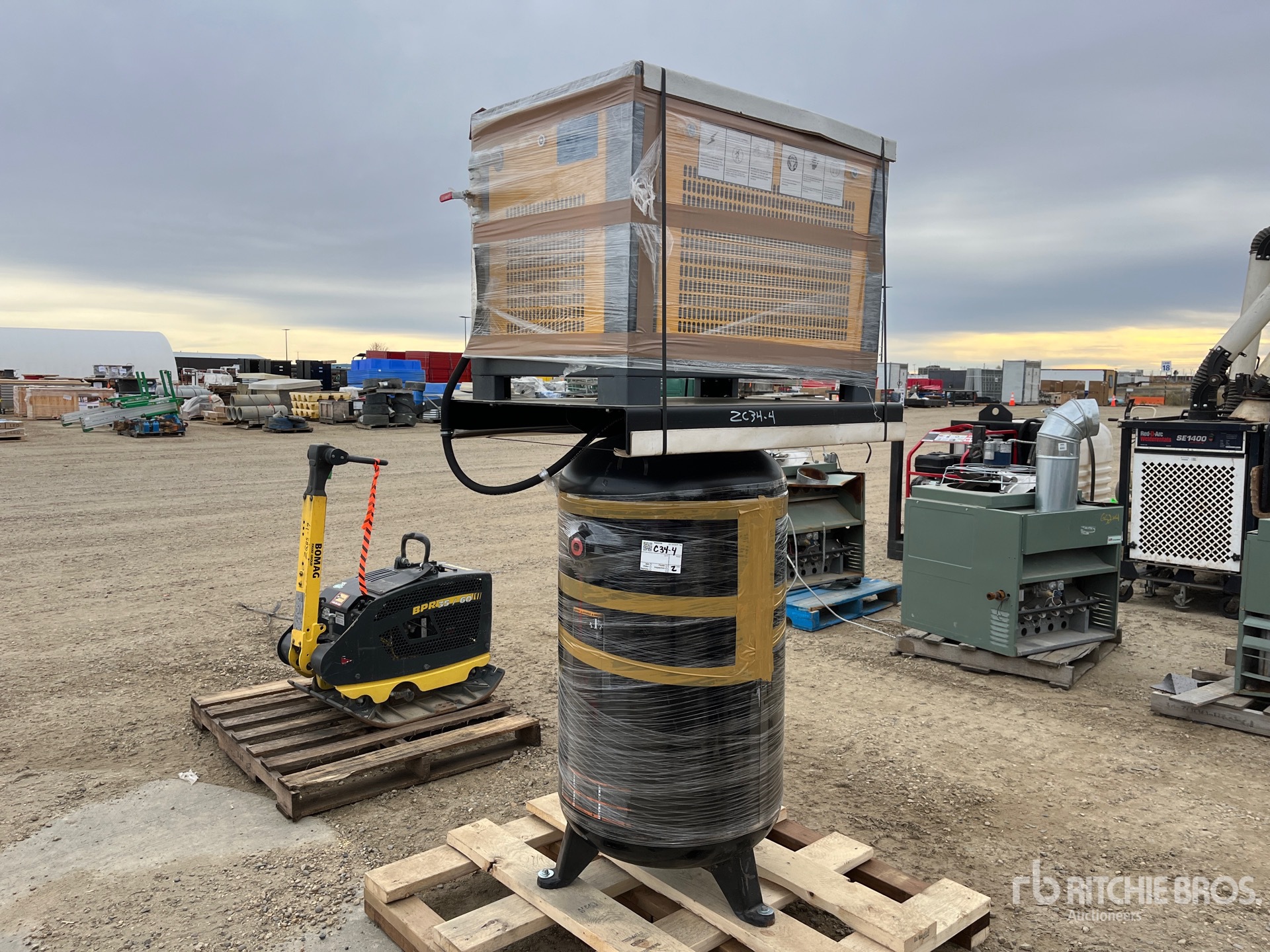 General Appearance with Picture, Left Rear Corner