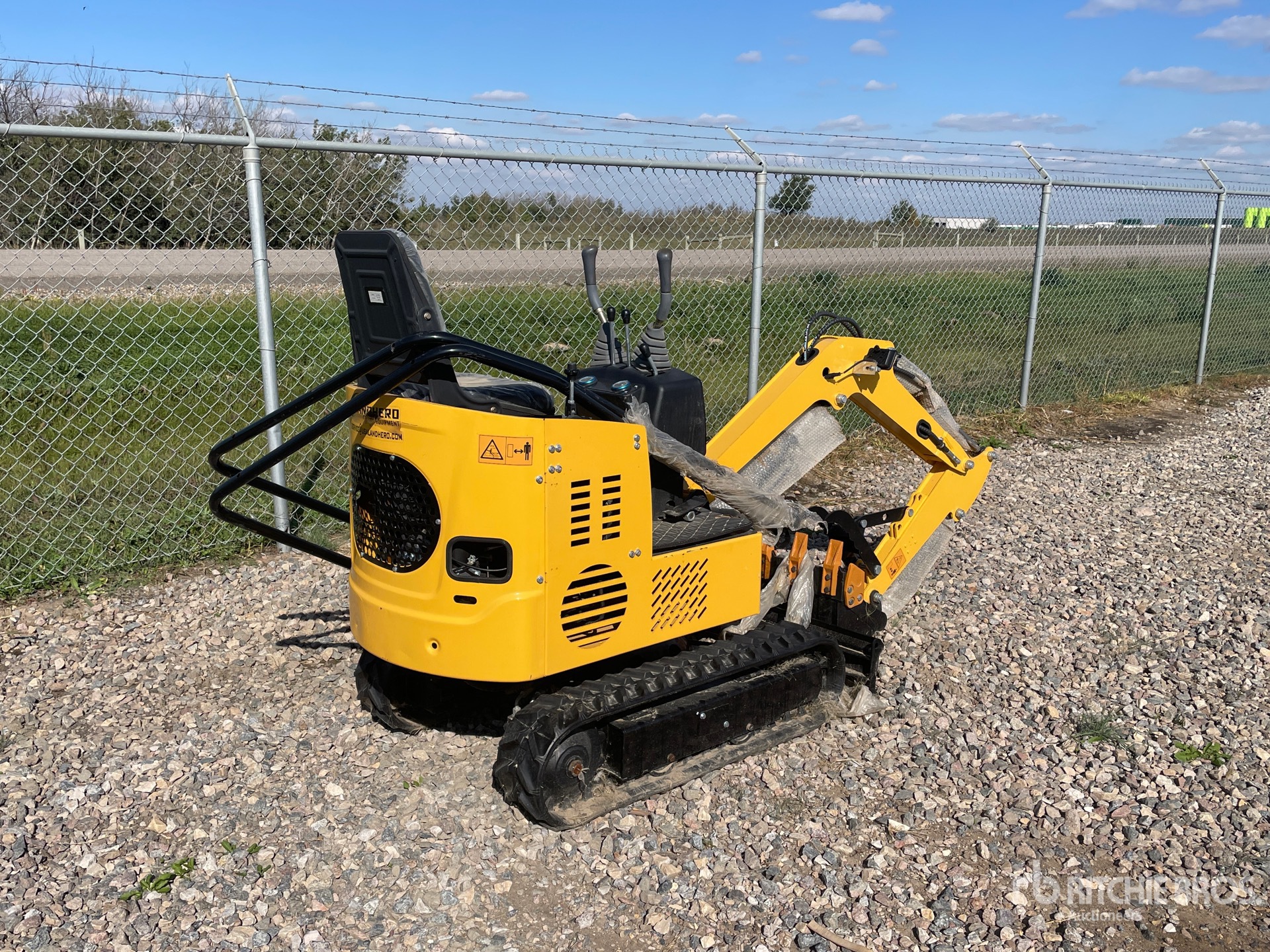 General Appearance with Picture, Right Rear Corner