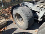 LL833601 - 2020 International LT625: Right Rear Drive Tires
