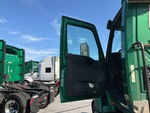 LL833601 - 2020 International LT625: Cab Doors