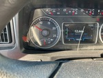LN137597 - 2020 International LT625: Oil Pressure