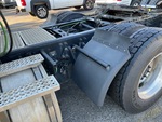 LN536832 - 2020 International LT625: Mud Flaps