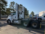 LN536832 - 2020 International LT625: Picture, Left Rear Corner