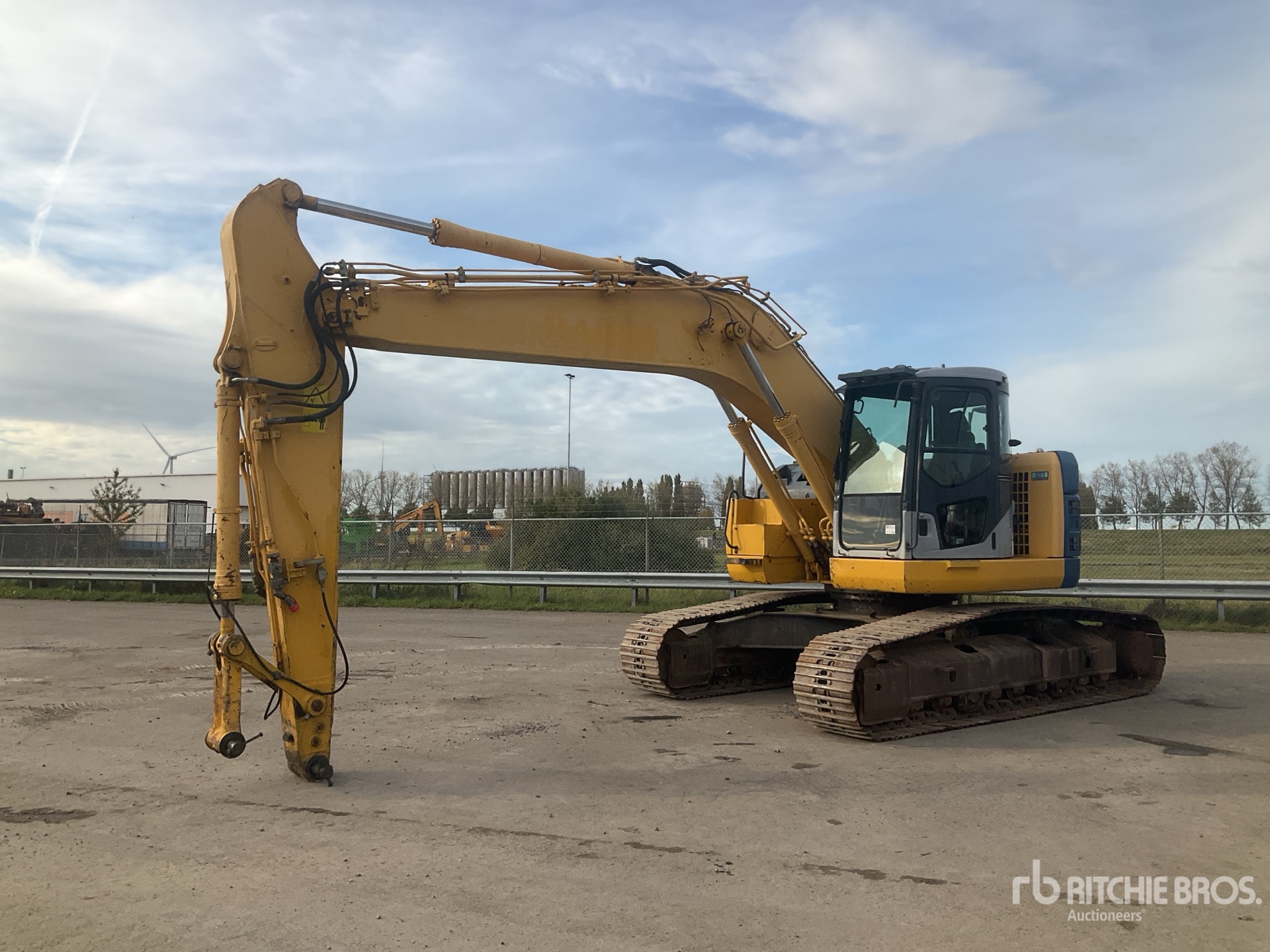 General Appearance with Operation Video