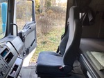 Cab with Seats/armrests