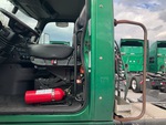LL285903 - 2020 International LT625: Grab Rails
