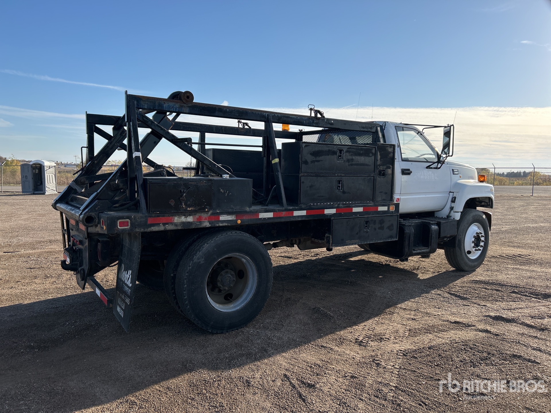 General Appearance with Foto, angolo anteriore sinistro