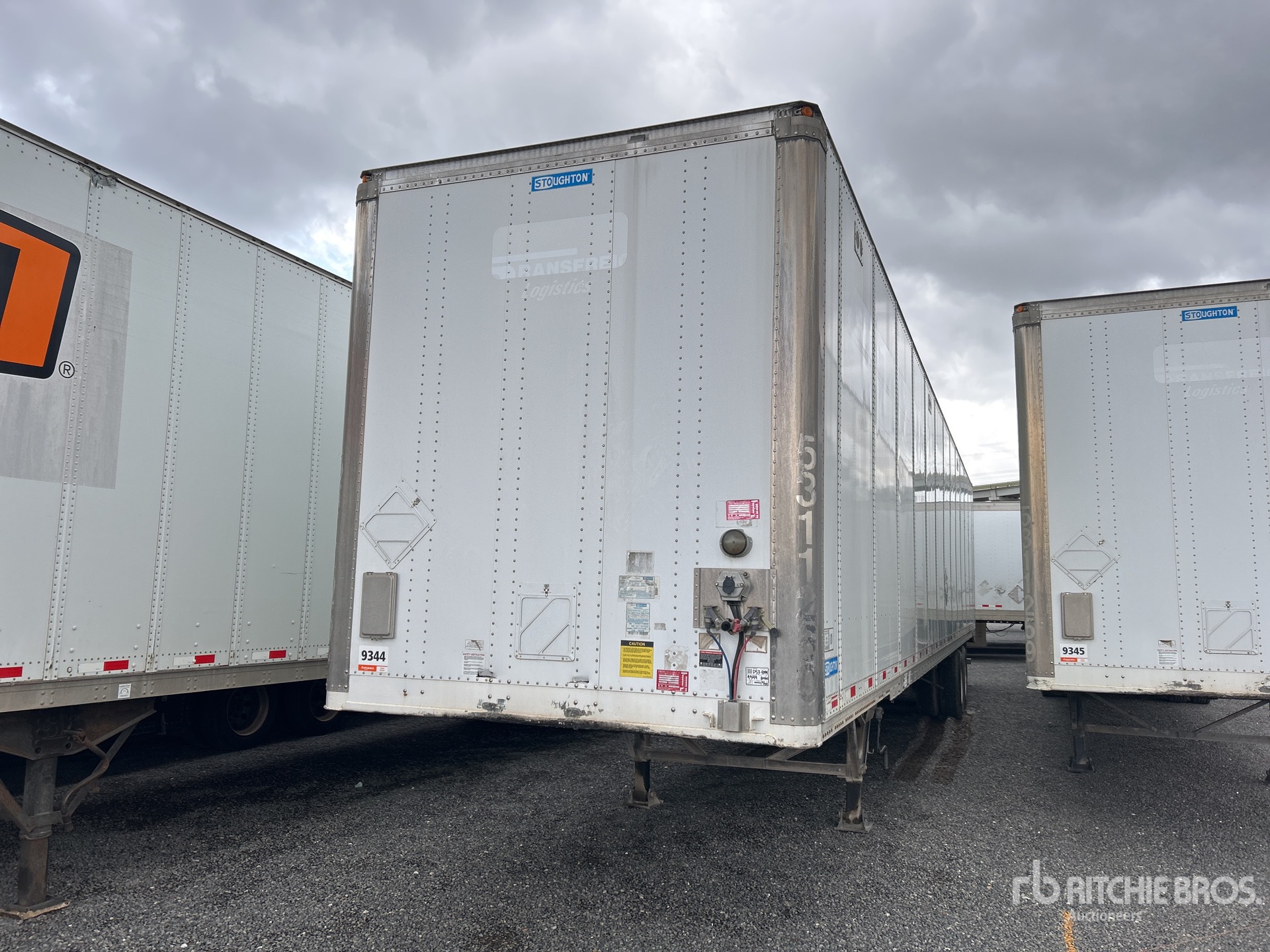 General Appearance with Foto, angolo anteriore sinistro