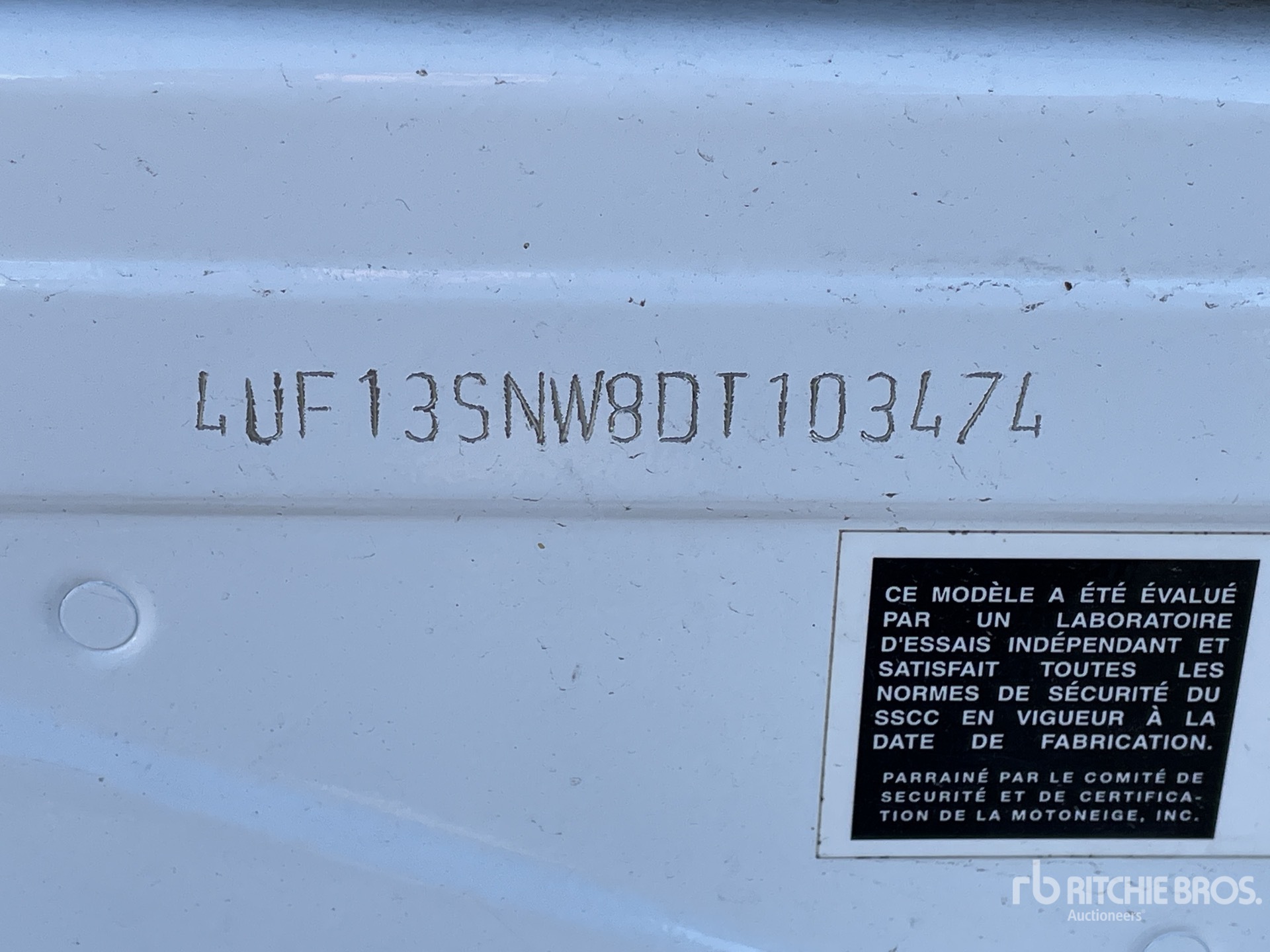 General Appearance with Numéro de série/Numéro d'identification du véhicule automobile