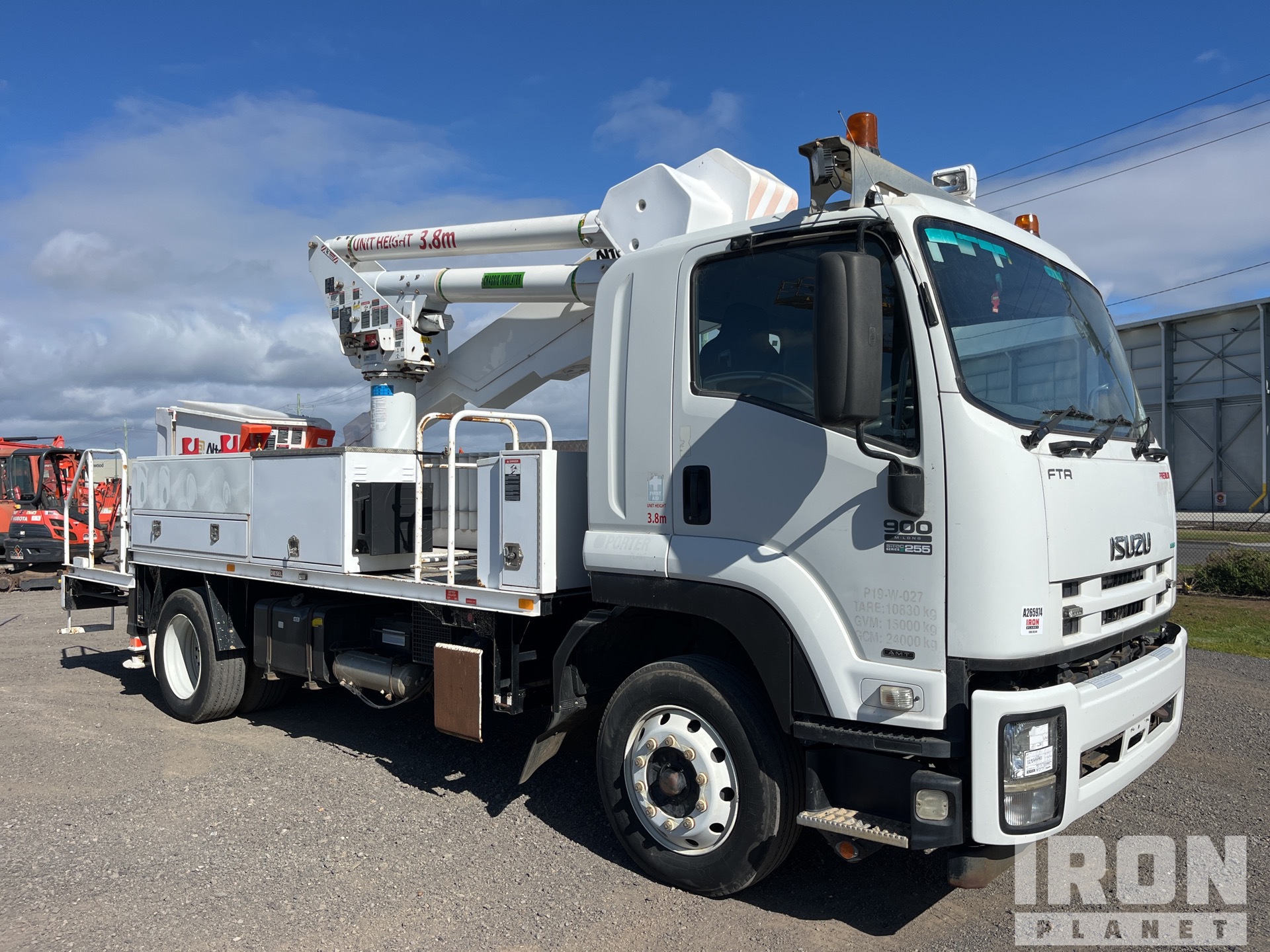 General Appearance with Picture, Left Front Corner