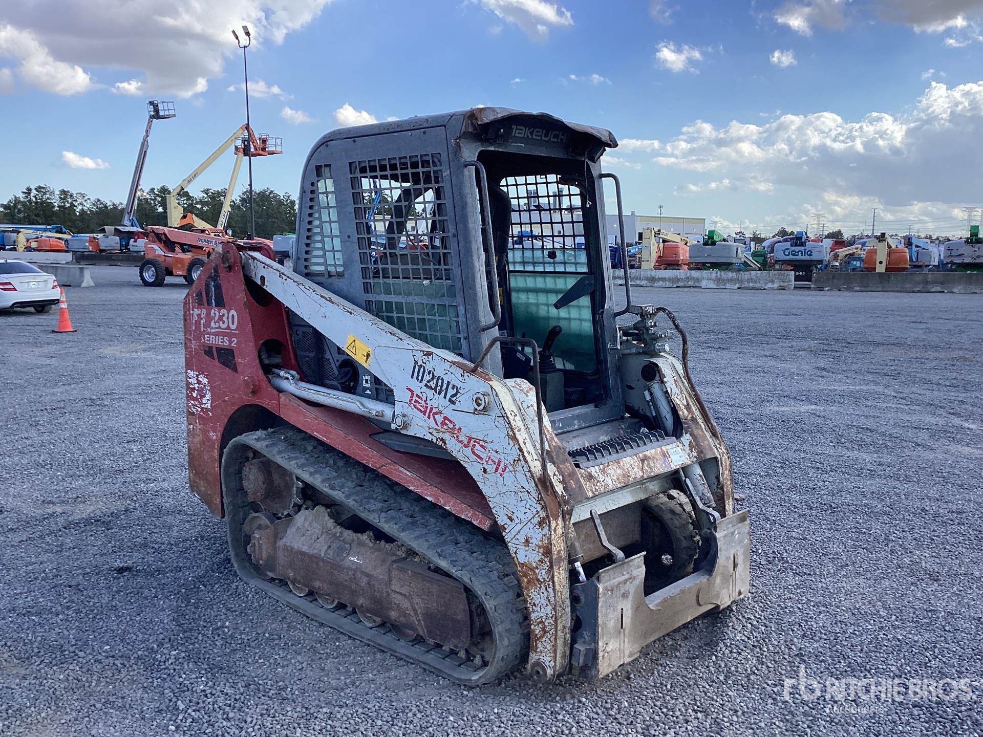 General Appearance with Picture, Right Front Corner