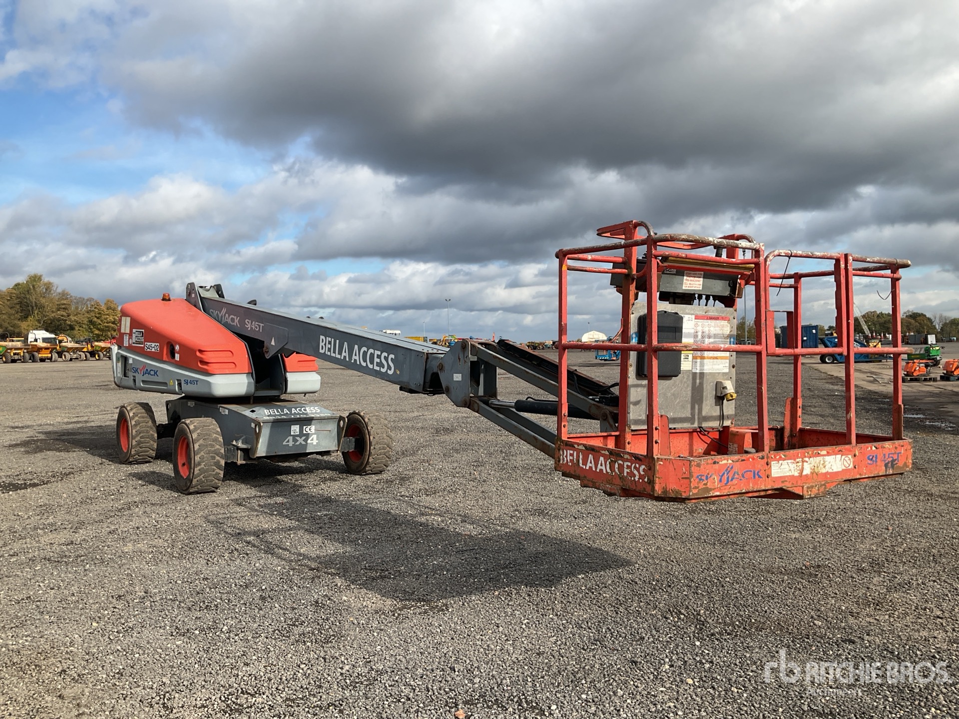 General Appearance with Picture, Left Rear Corner