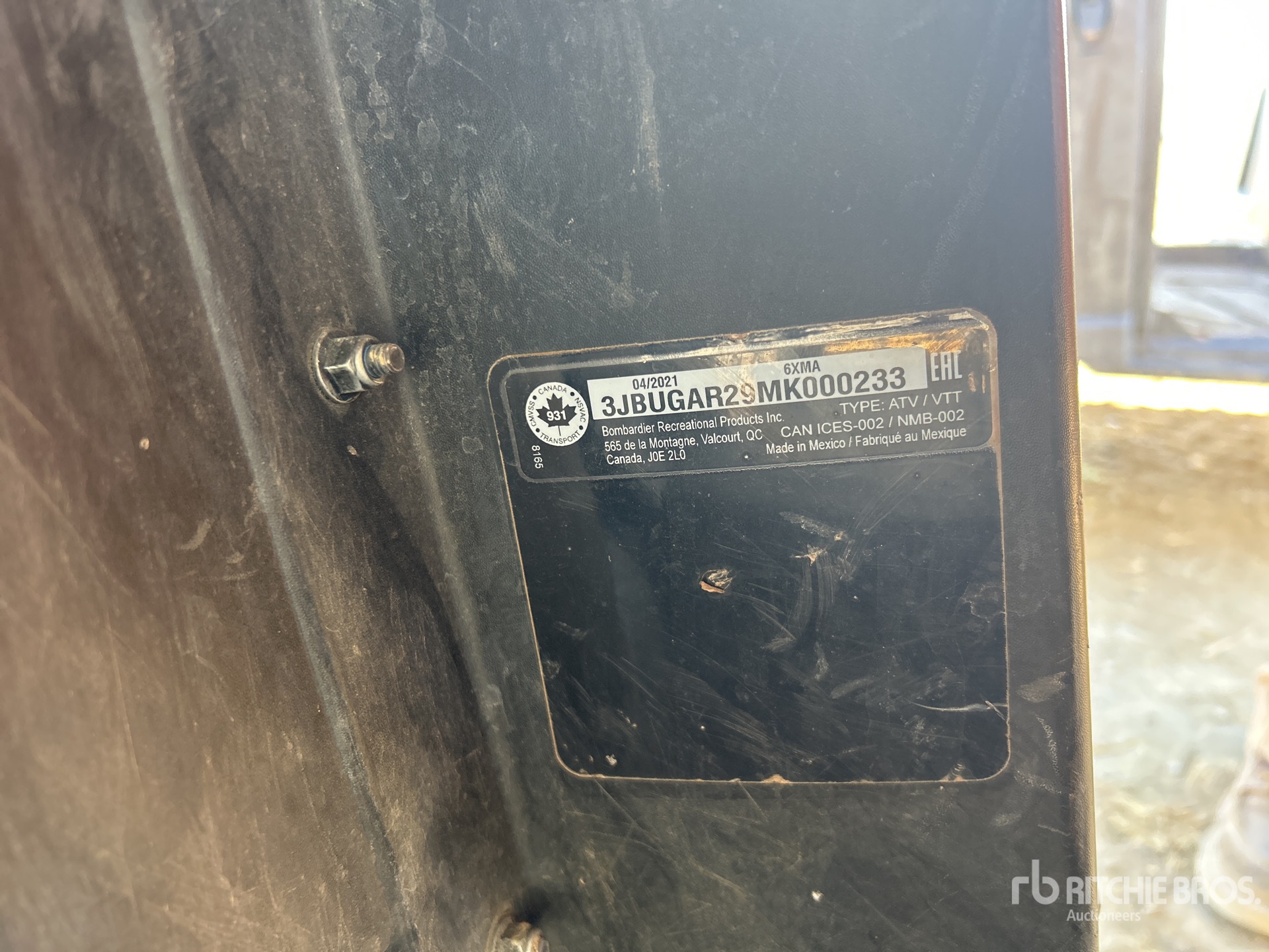 General Appearance with Serial Number / VIN