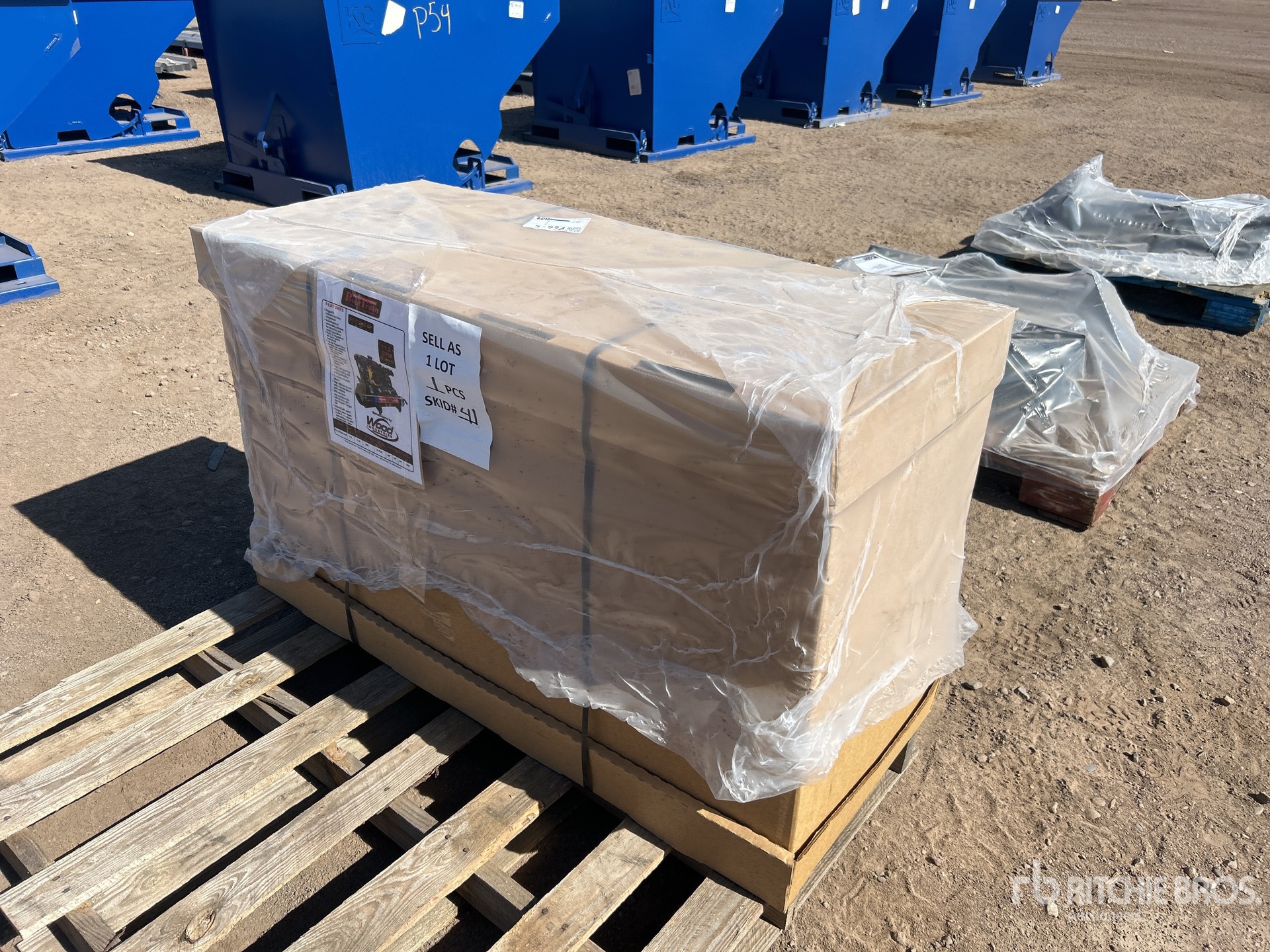 General Appearance with Picture, Right Rear Corner