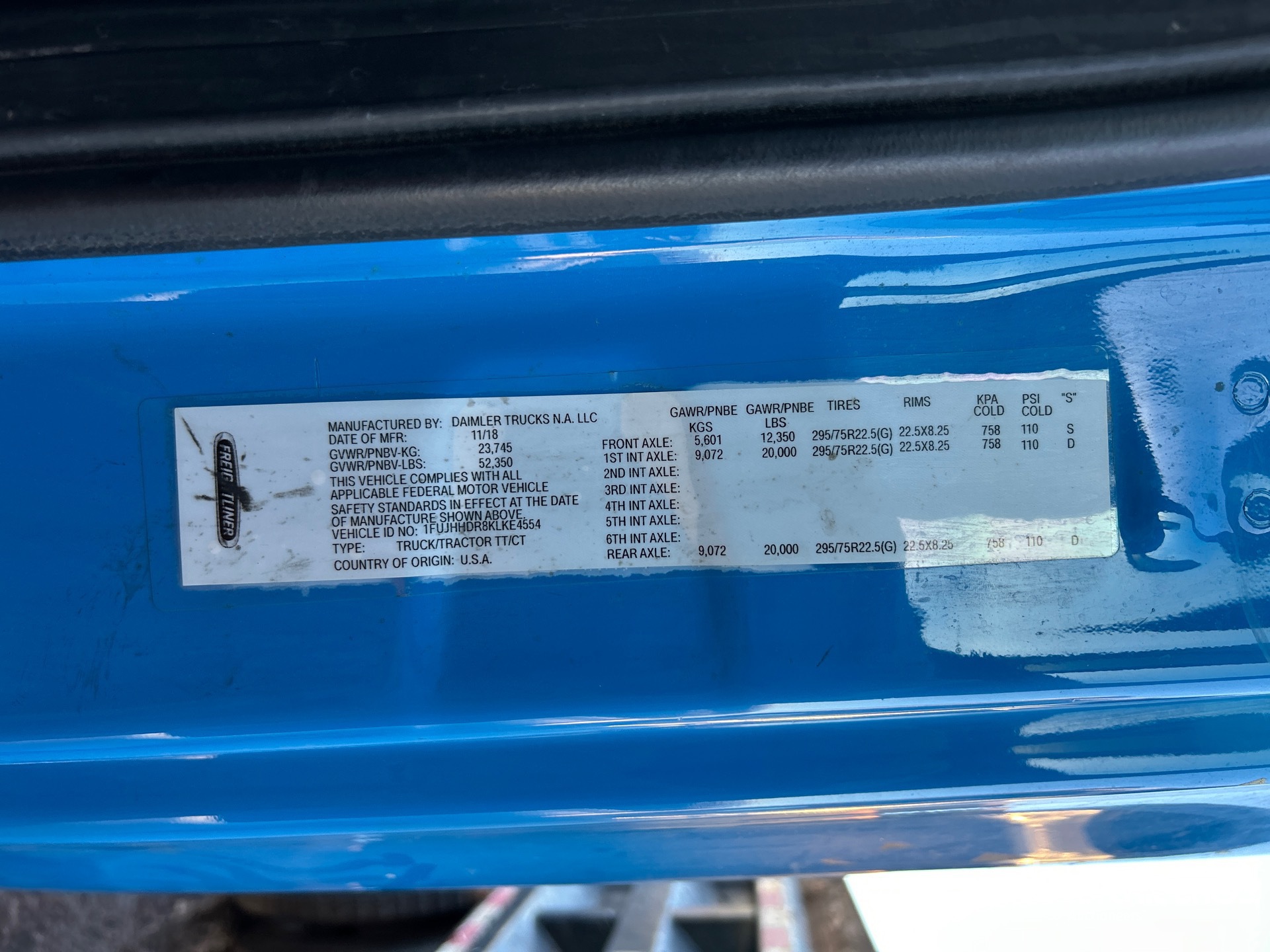 General Appearance with Serial Number / VIN