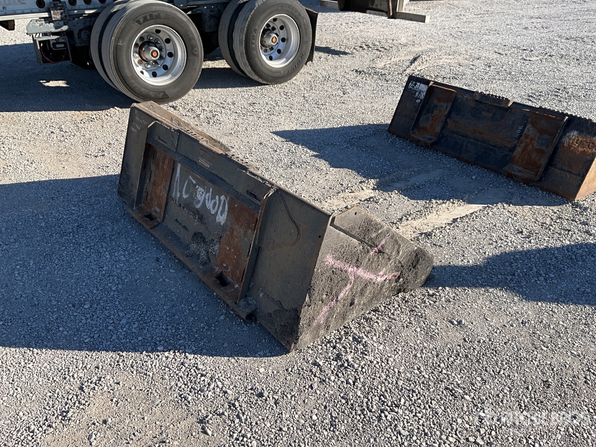 General Appearance with Imagen: esquina trasera derecha