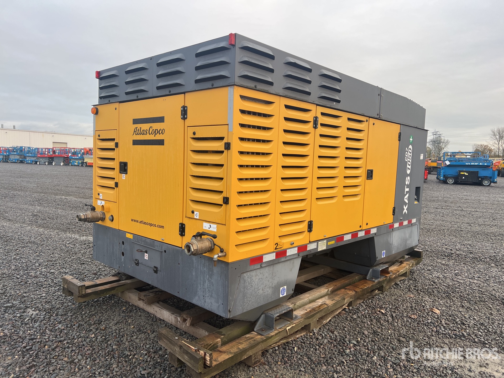 General Appearance with Featured Photo