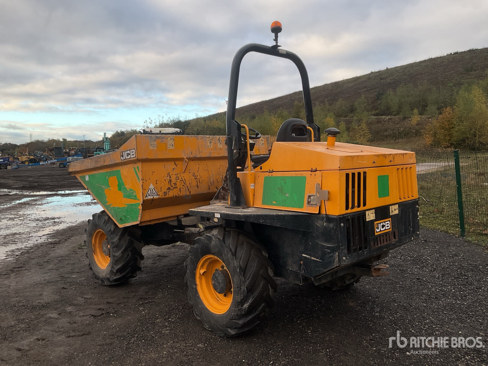 General Appearance with Picture, Left Rear Corner