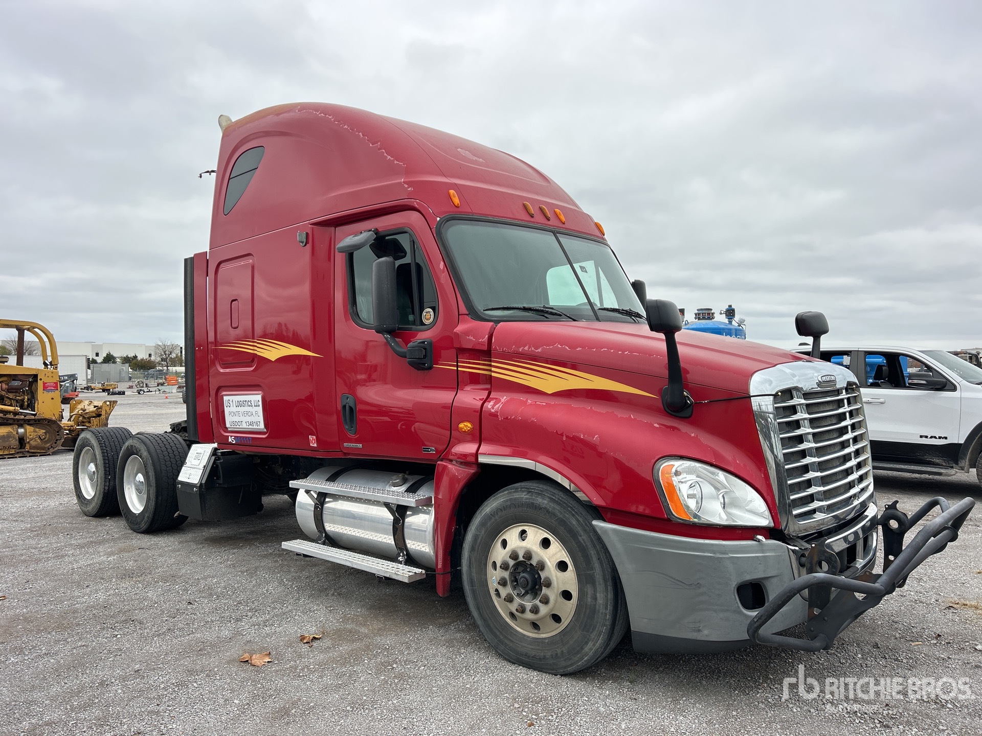 2010 Freightliner Cascadia 125 6x4 T/A Sleeper Truck Tractor ...