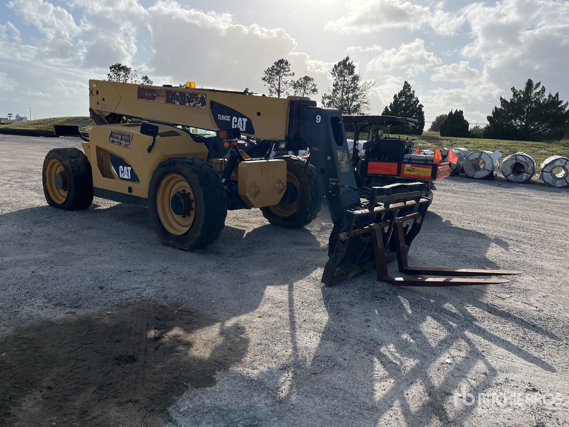 General Appearance with Foto, angolo anteriore destro