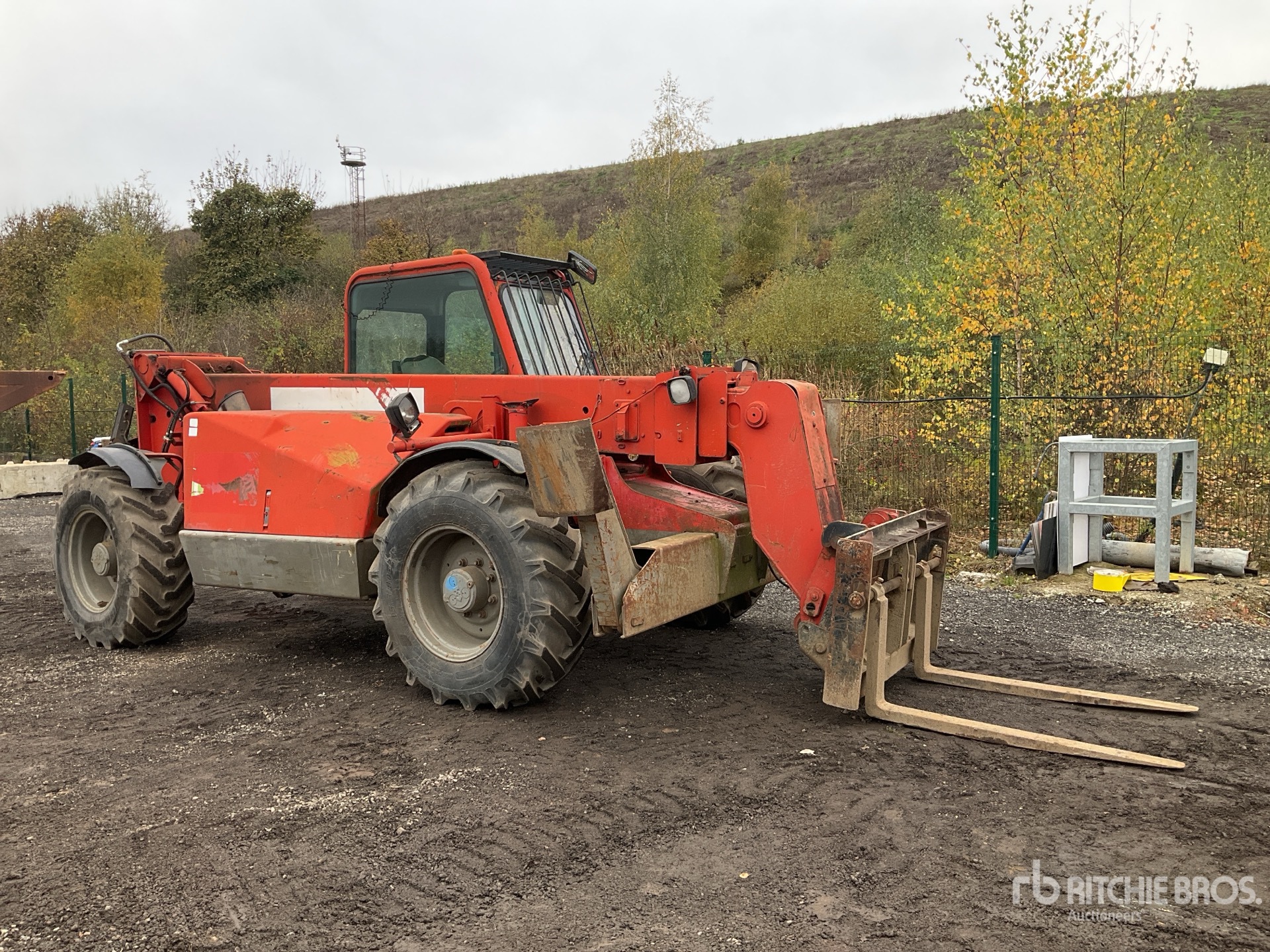 General Appearance with Picture, Right Front Corner