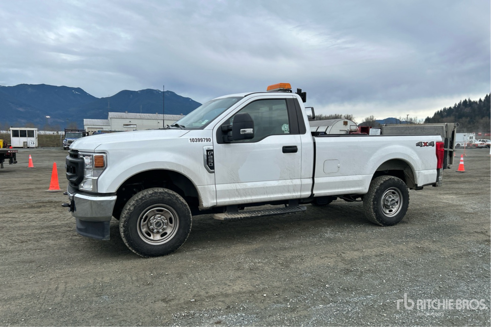 General Appearance with Picture, Left Front Corner