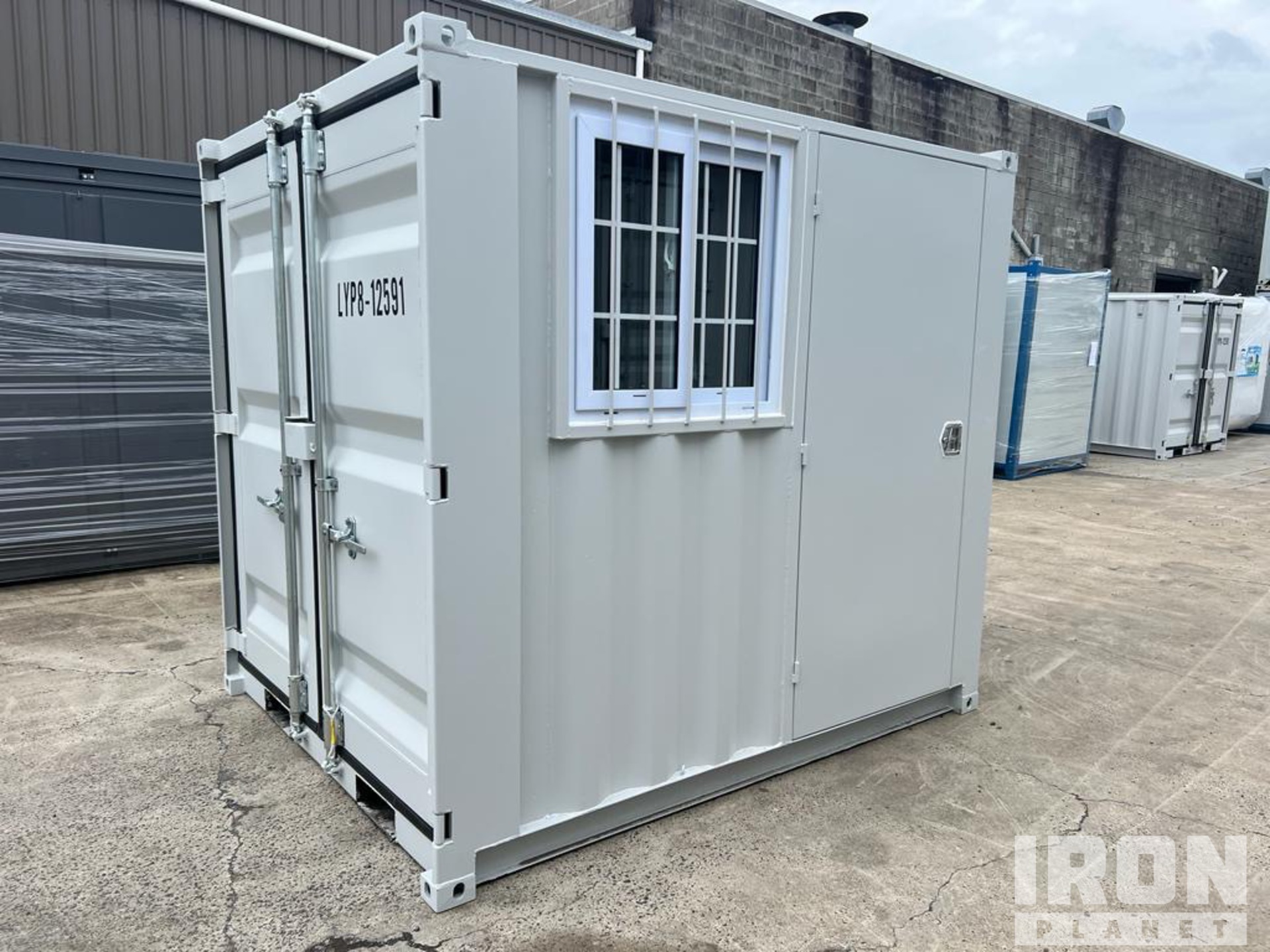 General Appearance with Foto, angolo anteriore sinistro