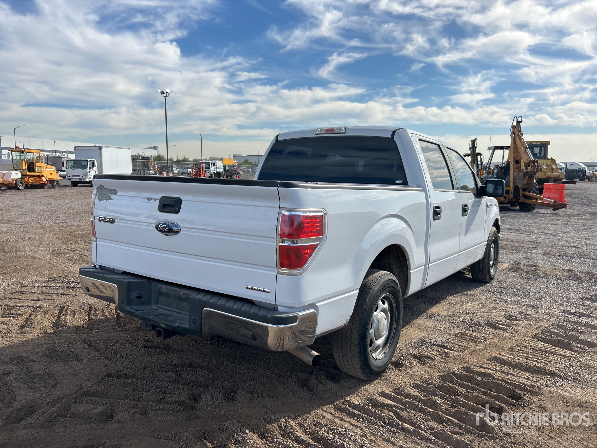 General Appearance with Imagen: esquina trasera derecha