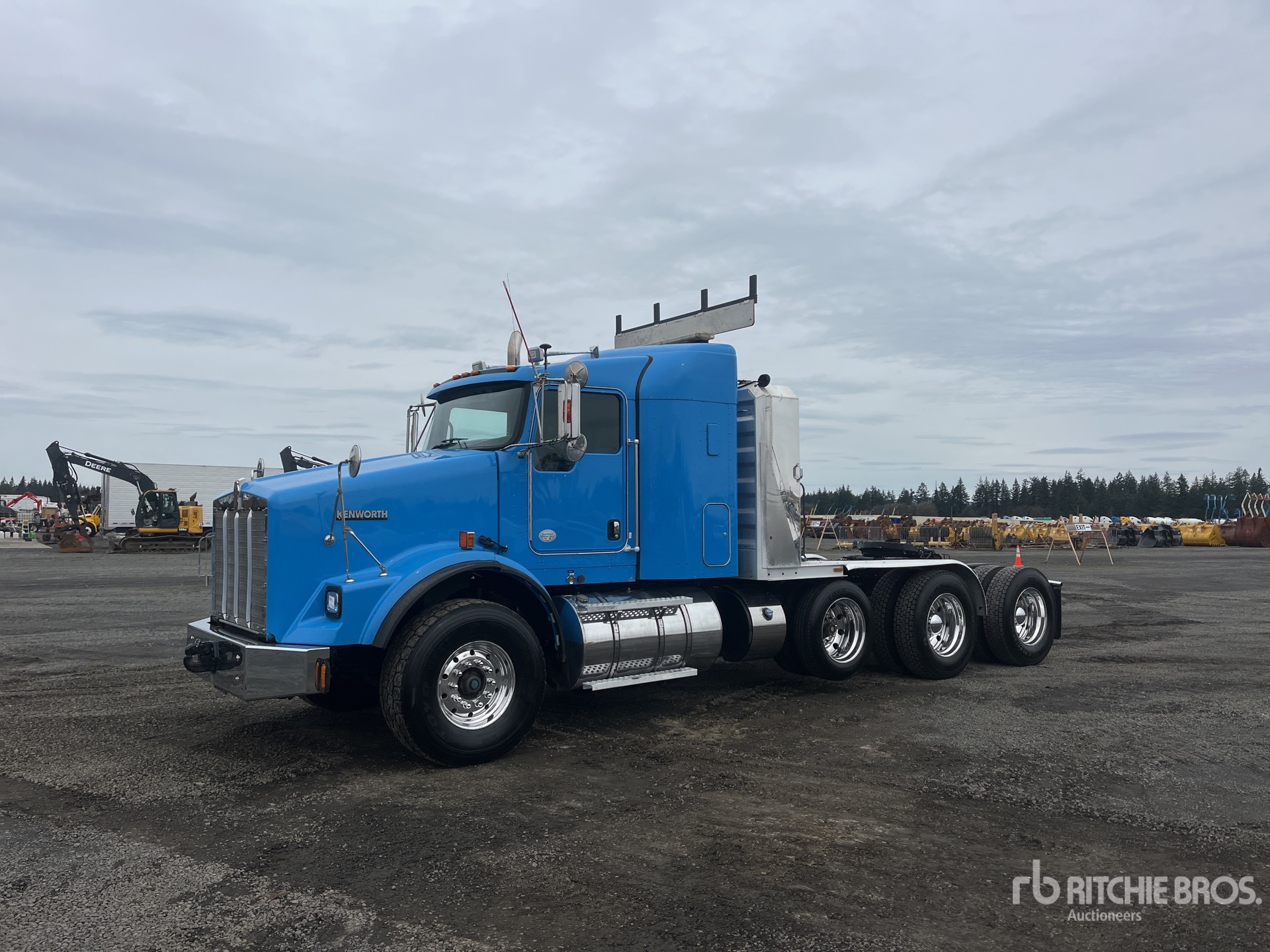 General Appearance with Featured Photo