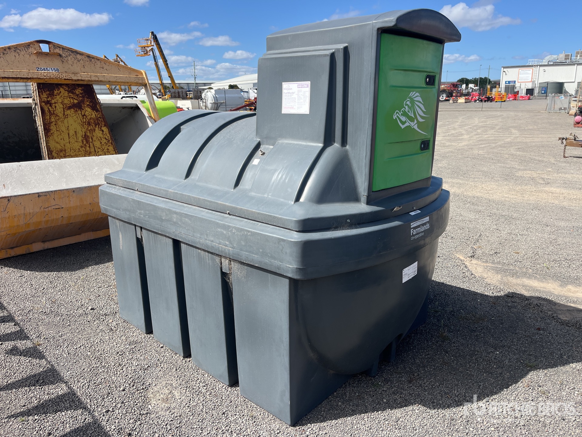 General Appearance with Picture, Right Front Corner