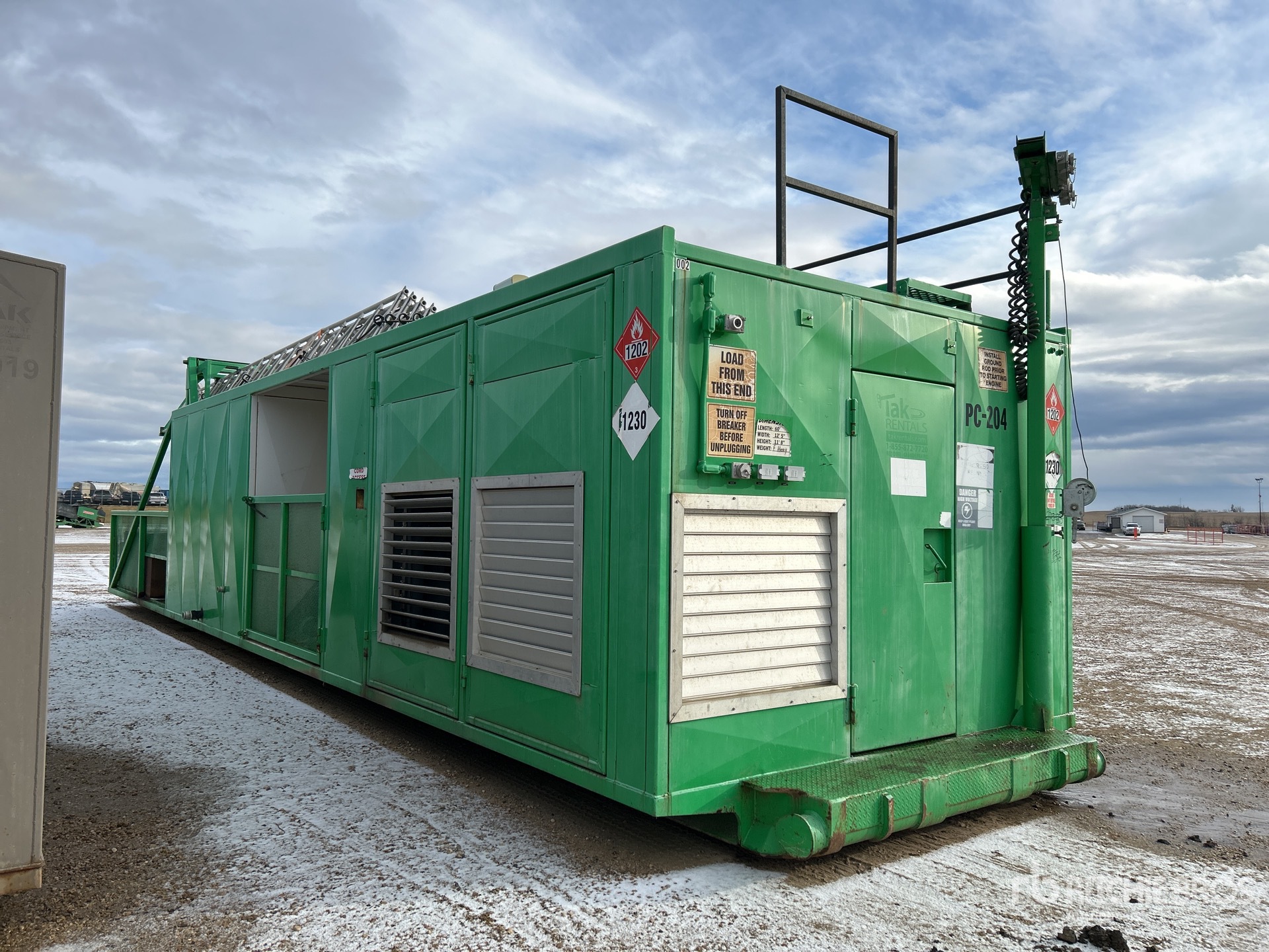 General Appearance with Picture, Left Rear Corner