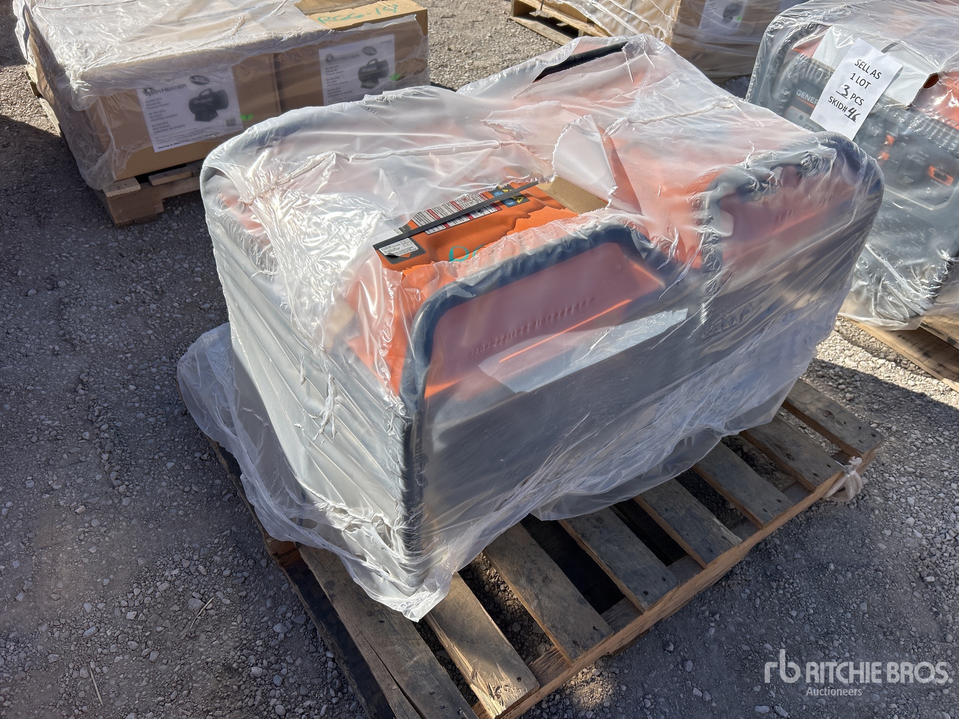 General Appearance with Picture, Right Rear Corner