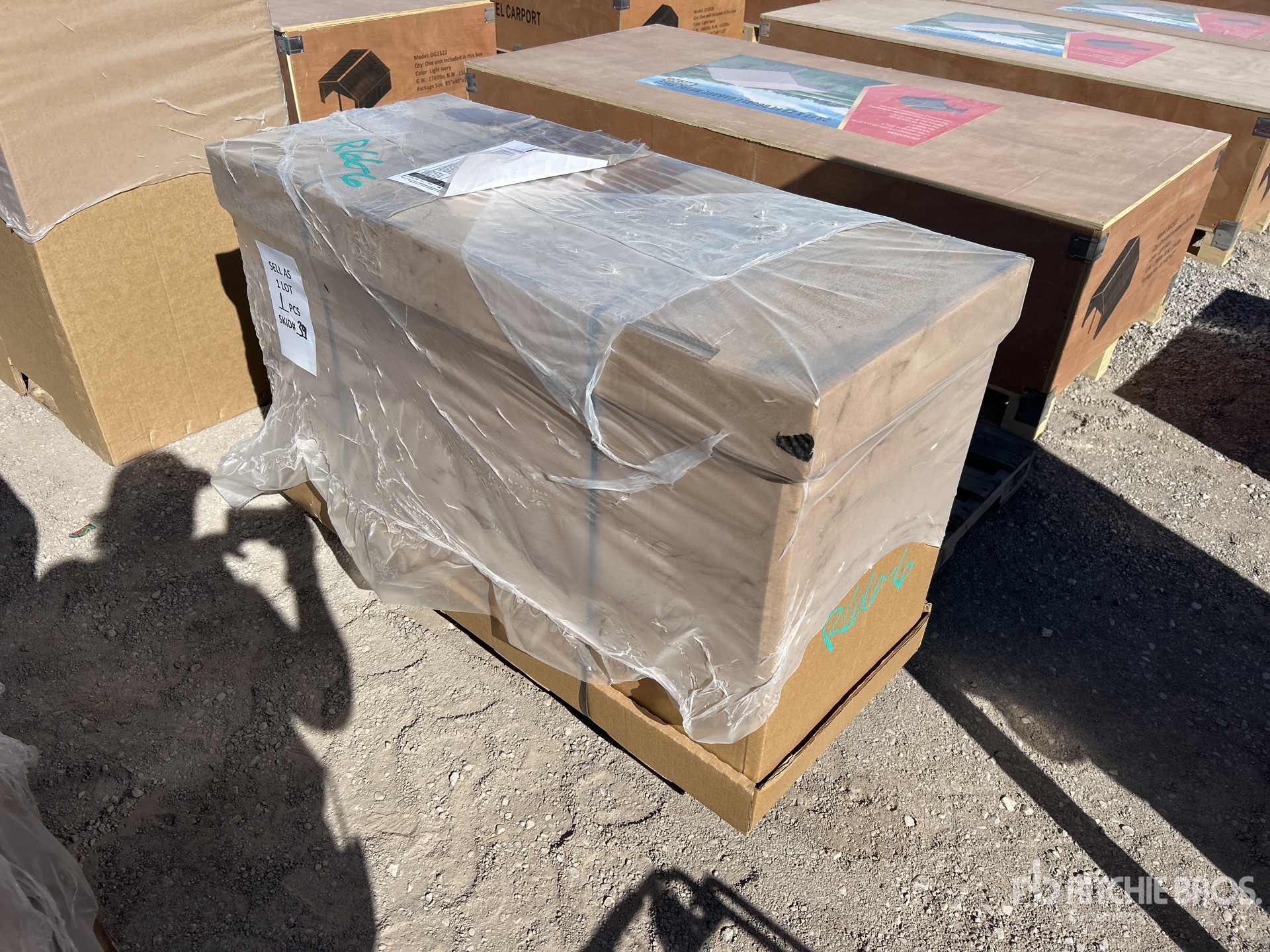 General Appearance with Picture, Left Front Corner