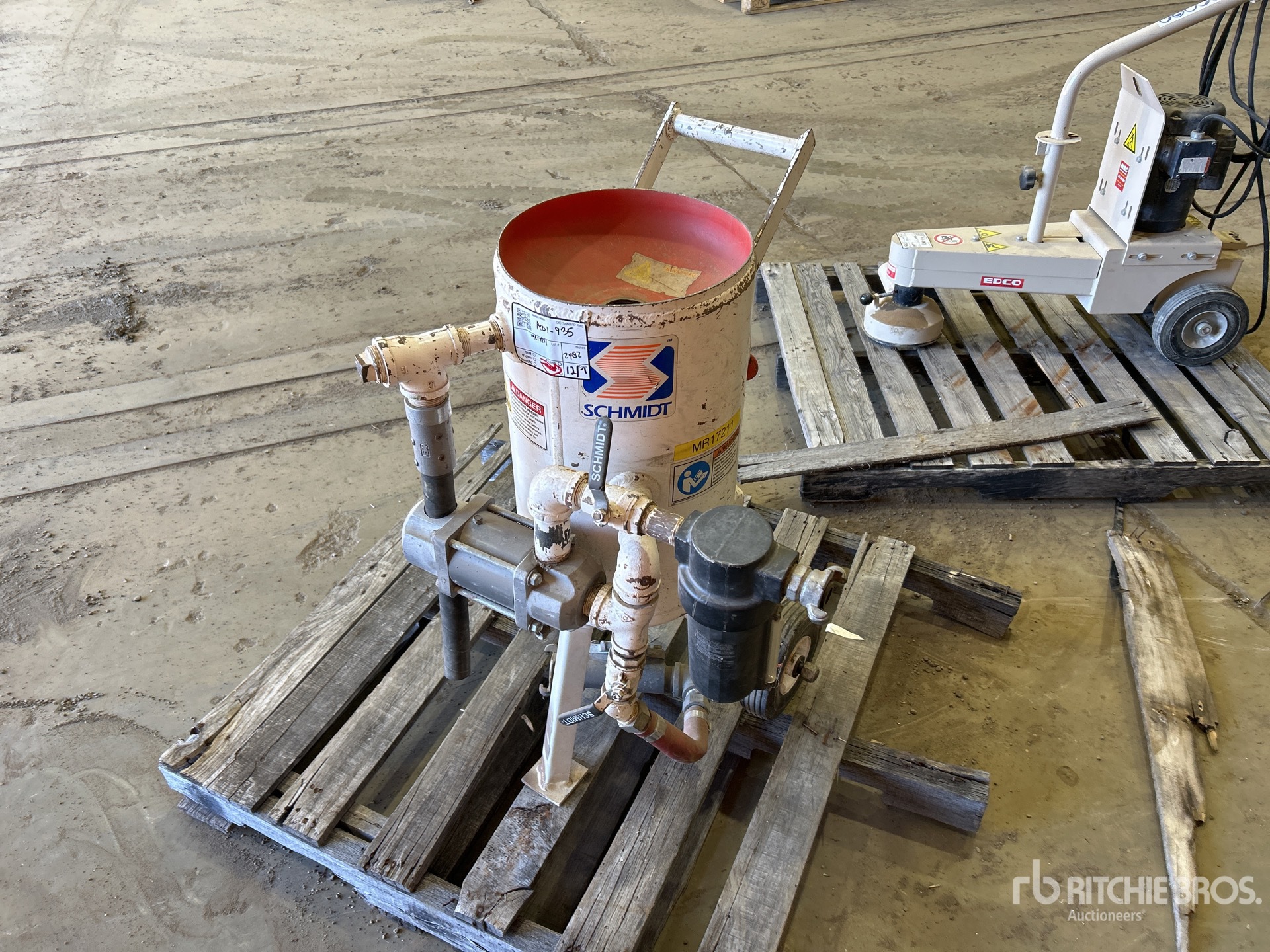 General Appearance with Featured Photo