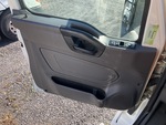 LL453153 - 2020 International LT625: Cab Doors
