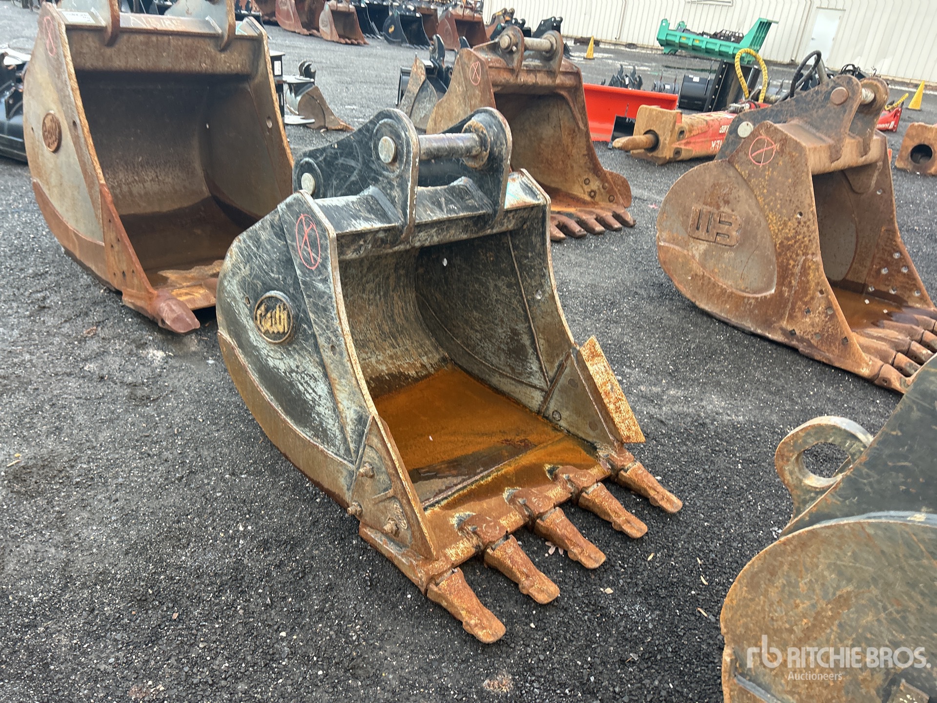 2023 Geith SK140SR 36 in Digging Excavator Bucket | Ritchie Bros ...