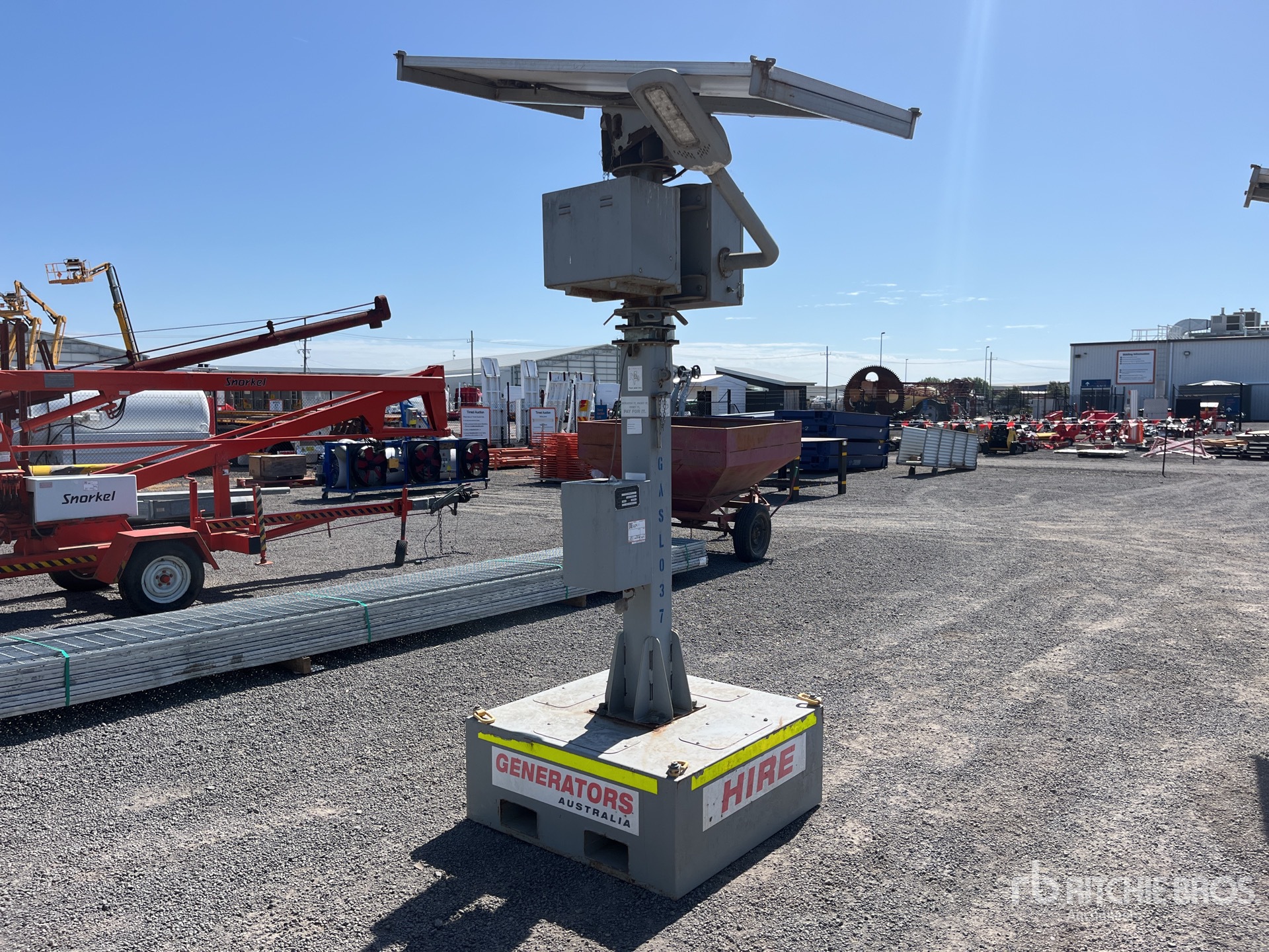 General Appearance with Picture, Right Front Corner