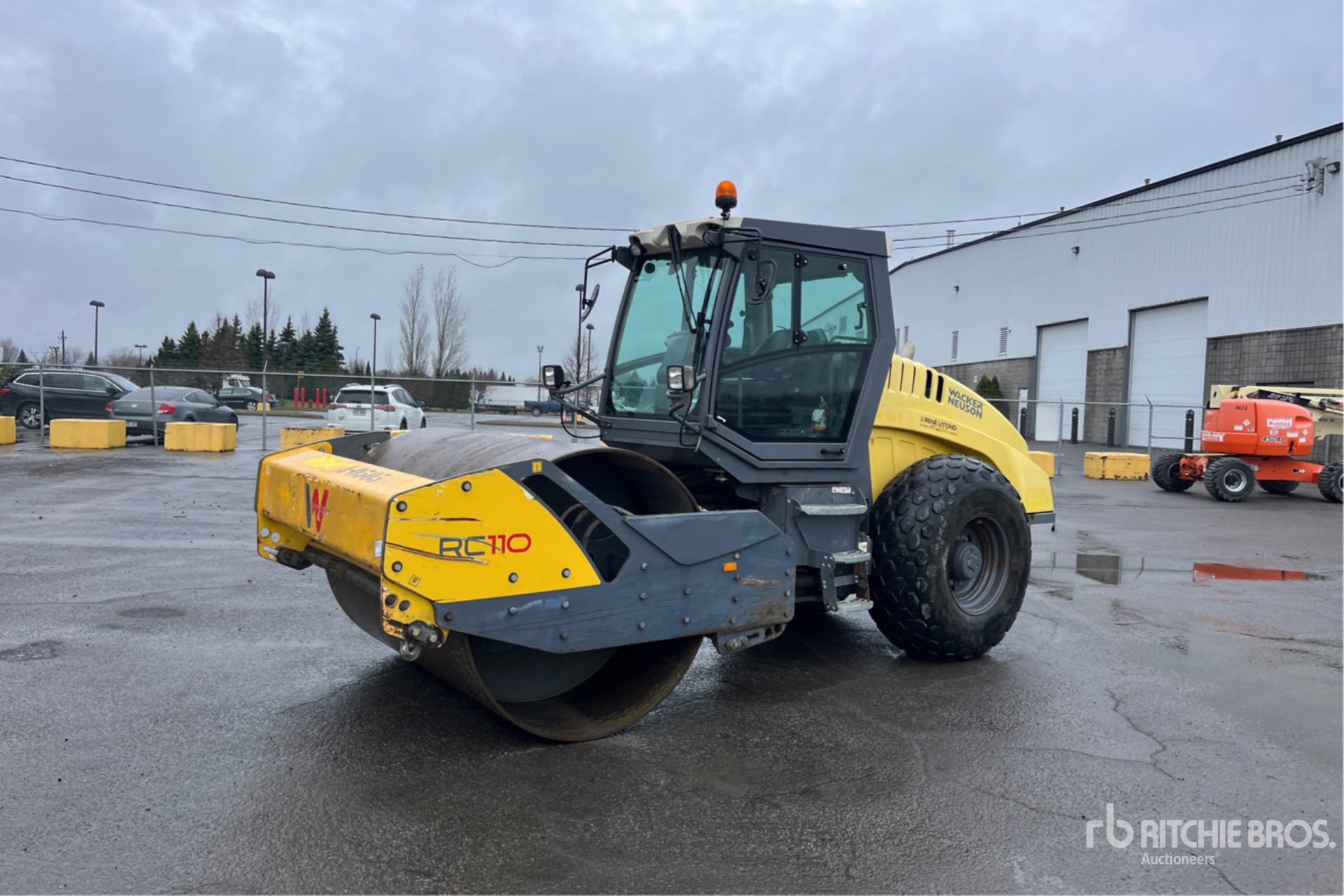 2017 Wacker Neuson RC-110 Smooth Drum Compactor | Ritchie Bros. Auctioneers