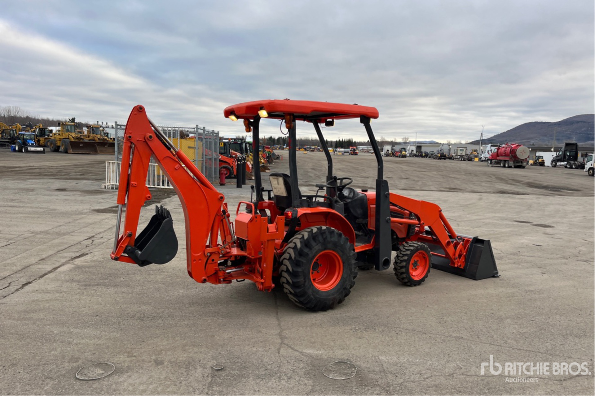 General Appearance with Picture, Right Rear Corner