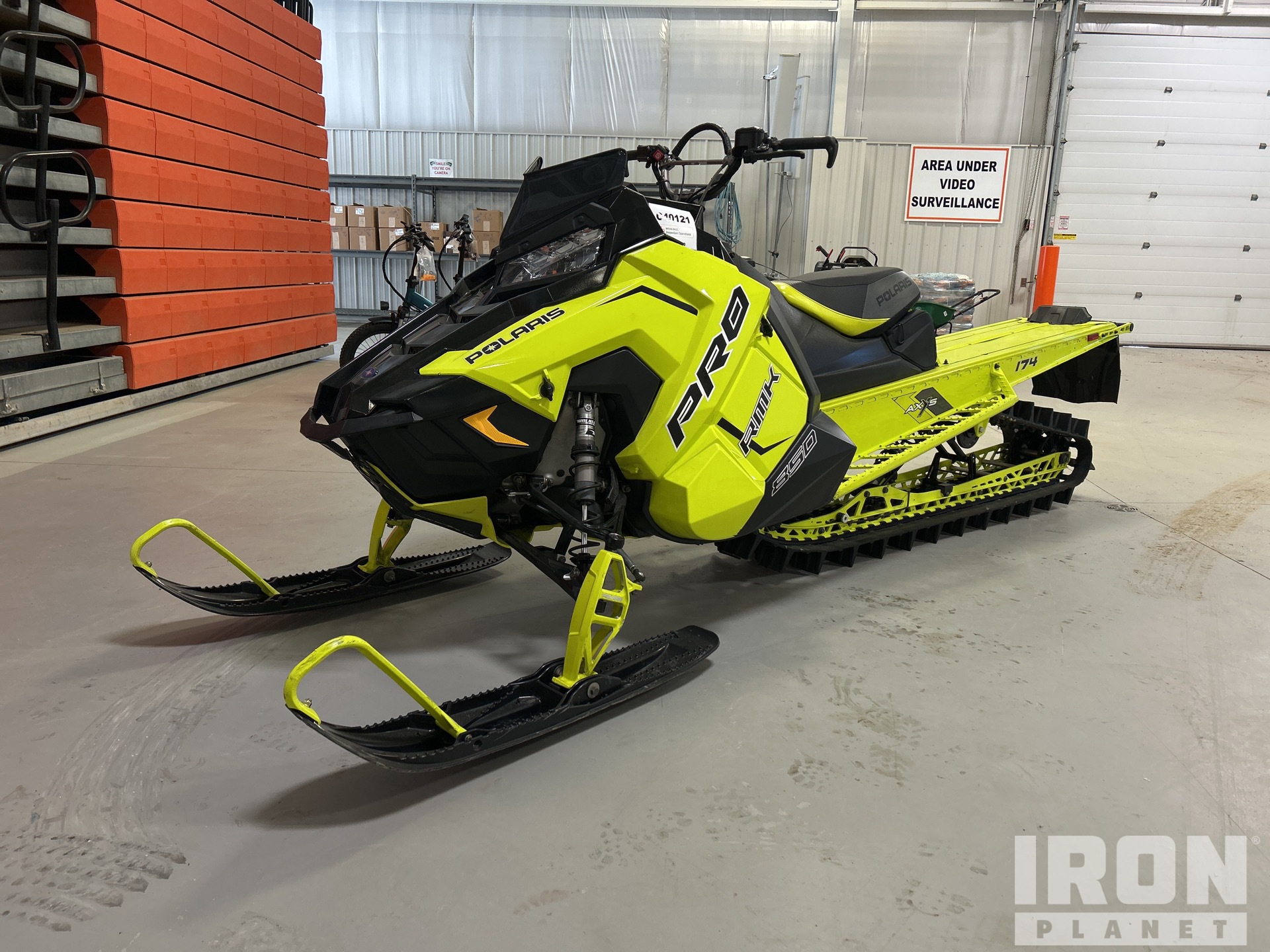 General Appearance with Foto, angolo anteriore sinistro