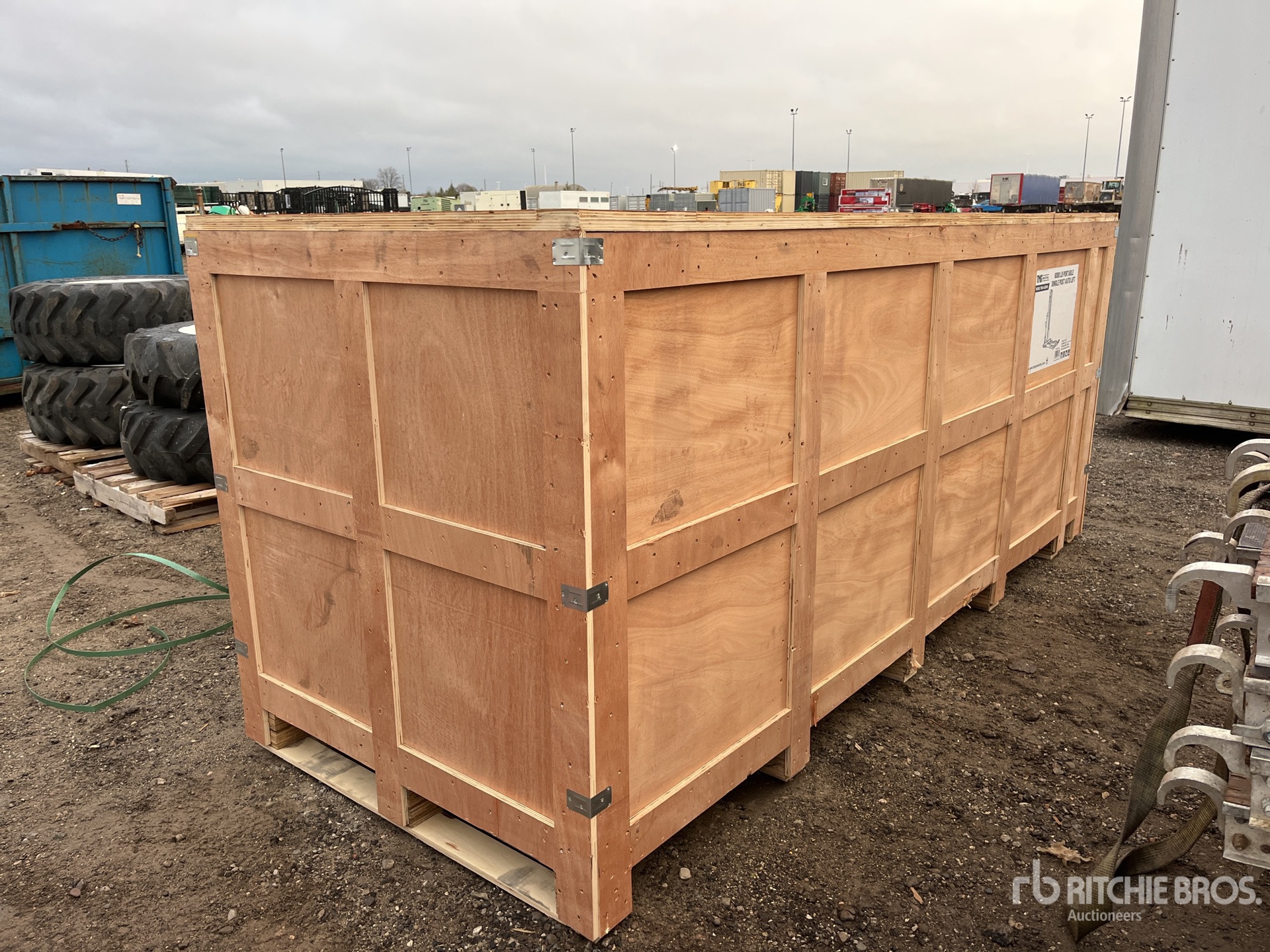 General Appearance with Picture, Left Rear Corner