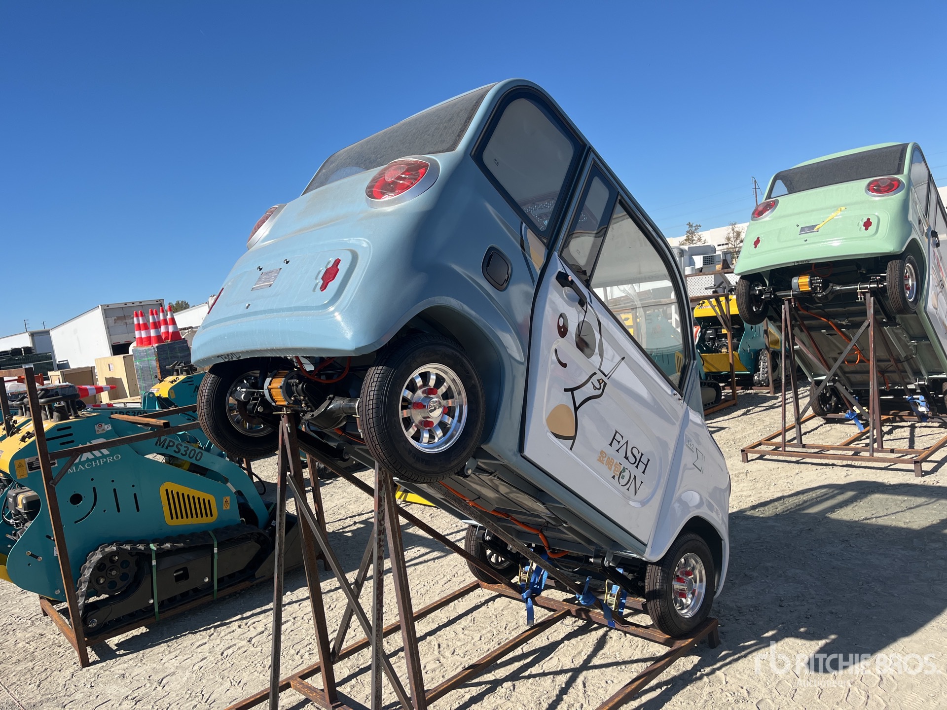 General Appearance with Picture, Right Rear Corner