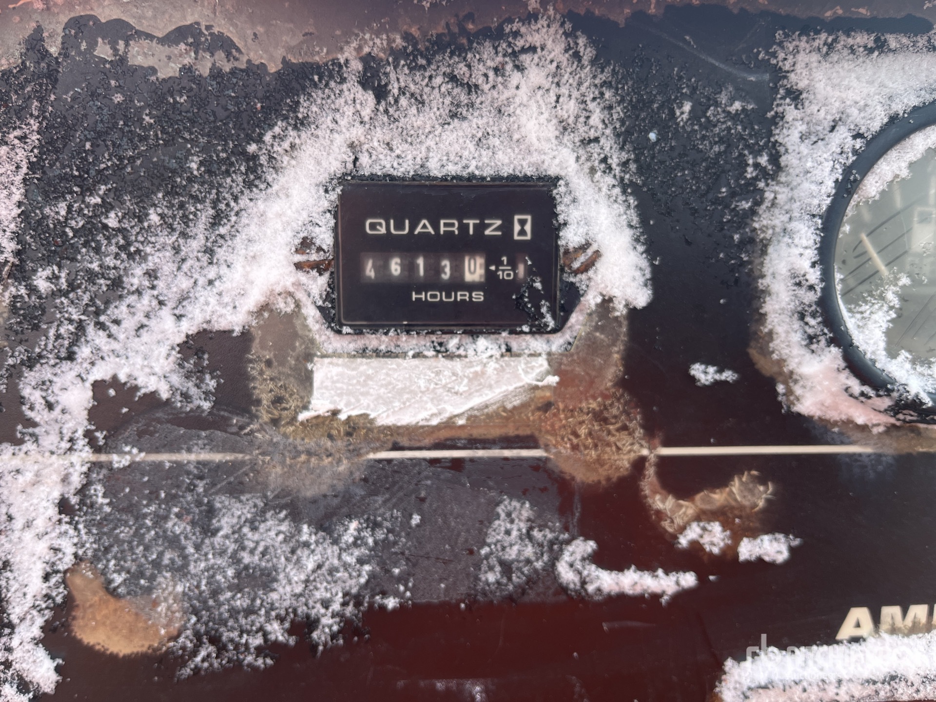 General Appearance with Hour Meter / Odometer