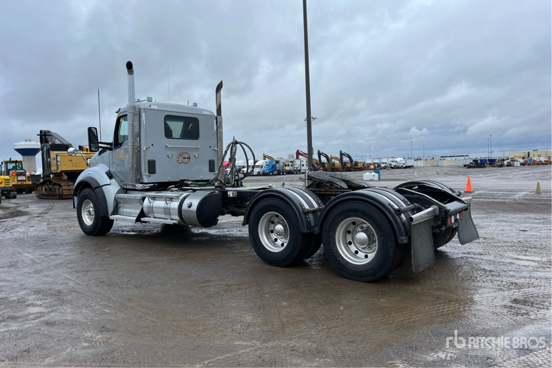 General Appearance with Picture, Left Rear Corner