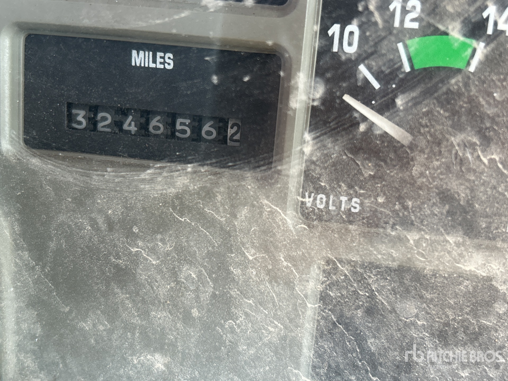 General Appearance with Hour Meter / Odometer