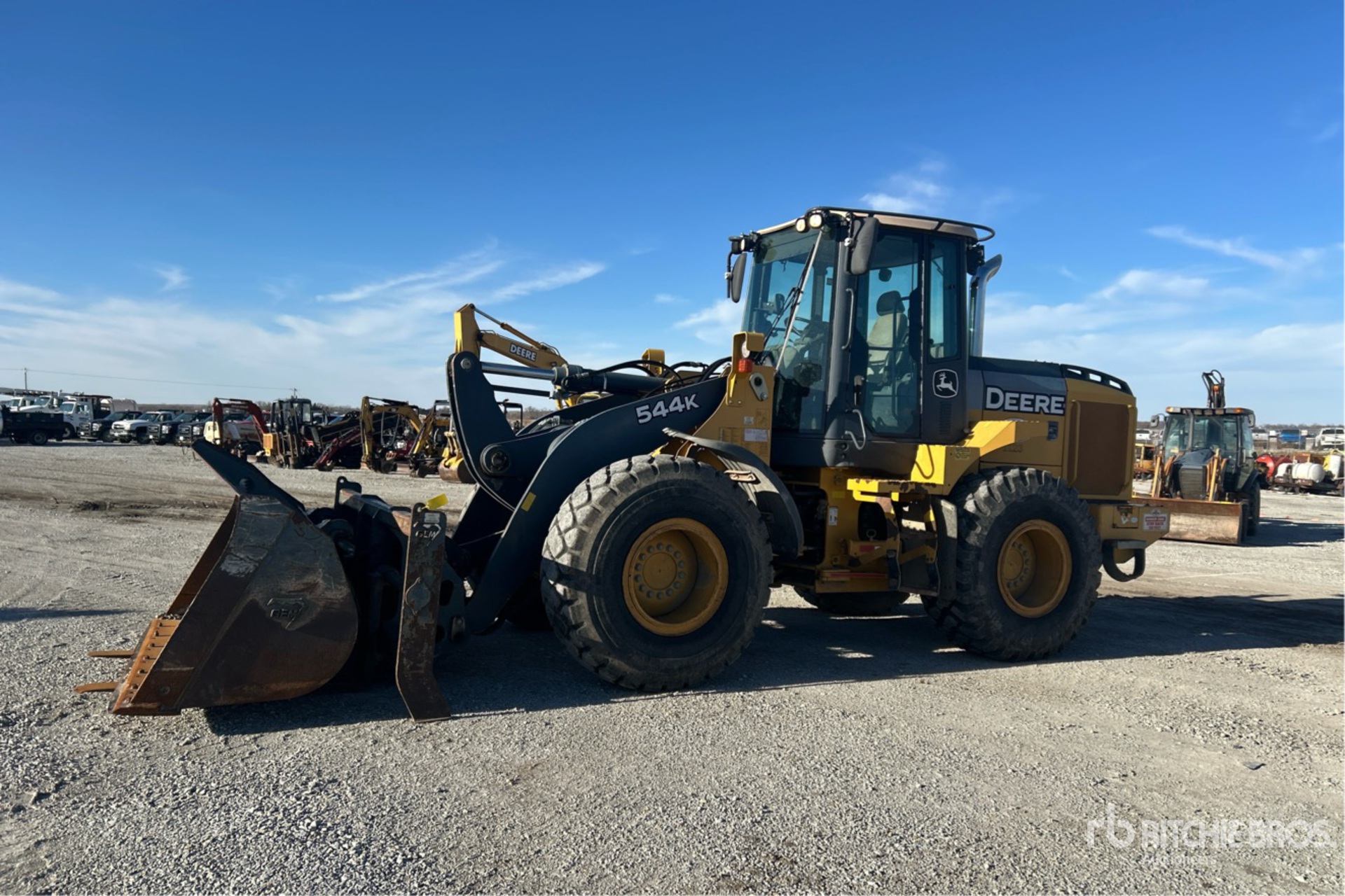 Aspect général with Image, coin avant gauche