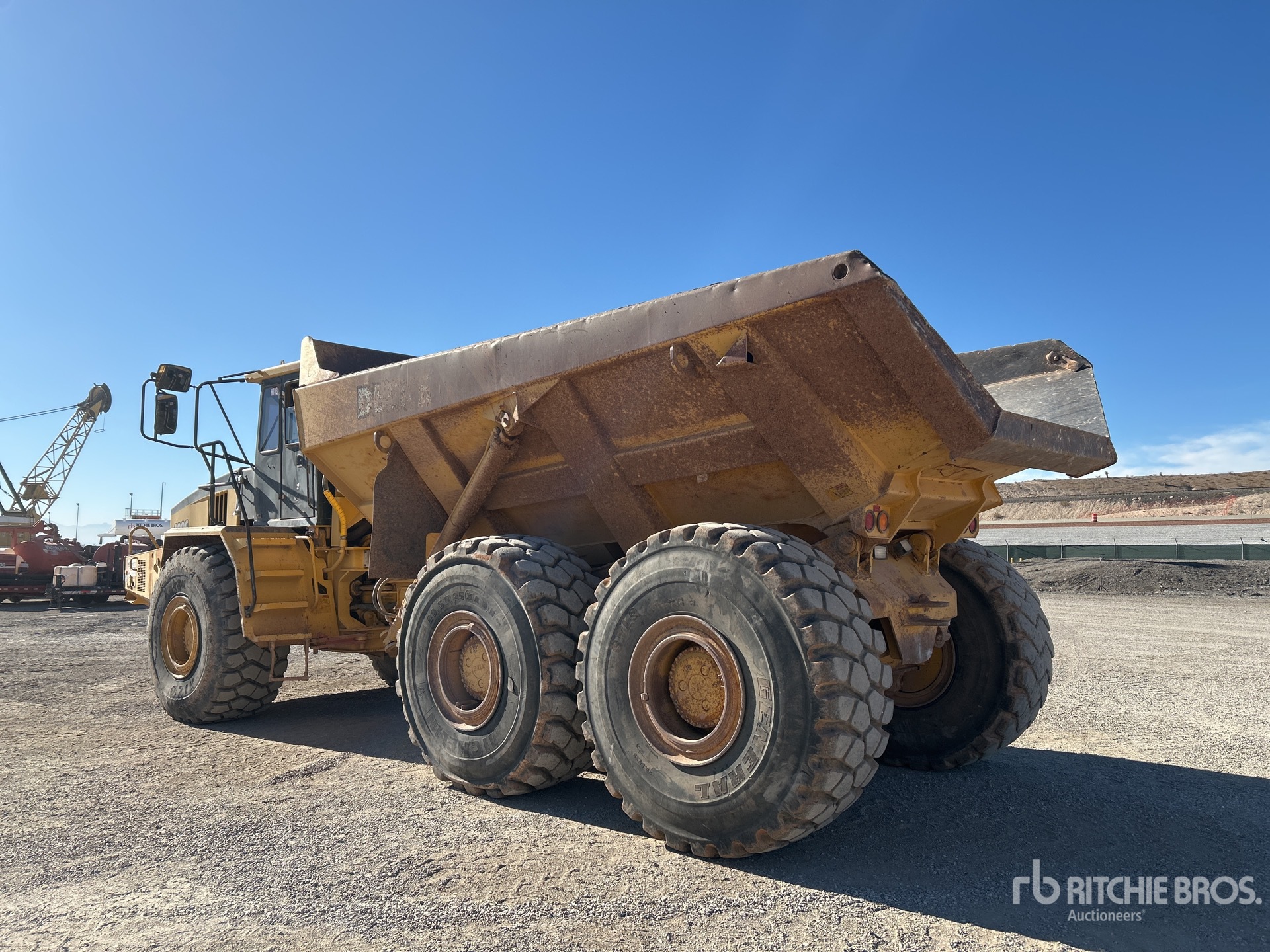 1999 Bell B40C Articulated Dump Truck | Ritchie Bros. Auctioneers